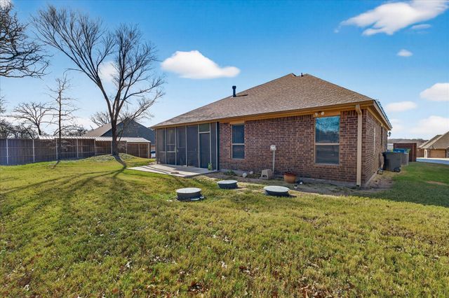 103 Willow Oak Drive, Krugerville, TX 76227