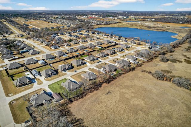 103 Willow Oak Drive, Krugerville, TX 76227