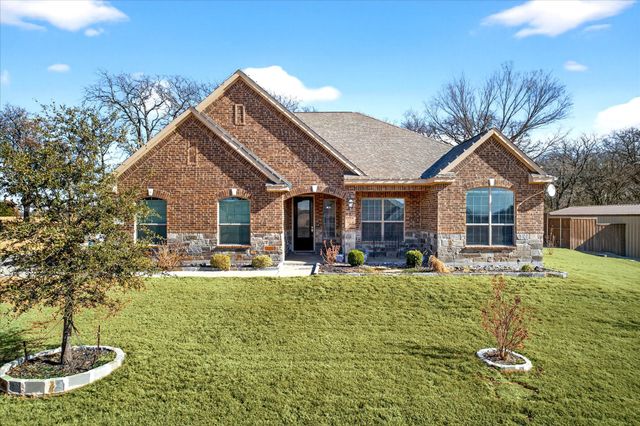 103 Willow Oak Drive, Krugerville, TX 76227