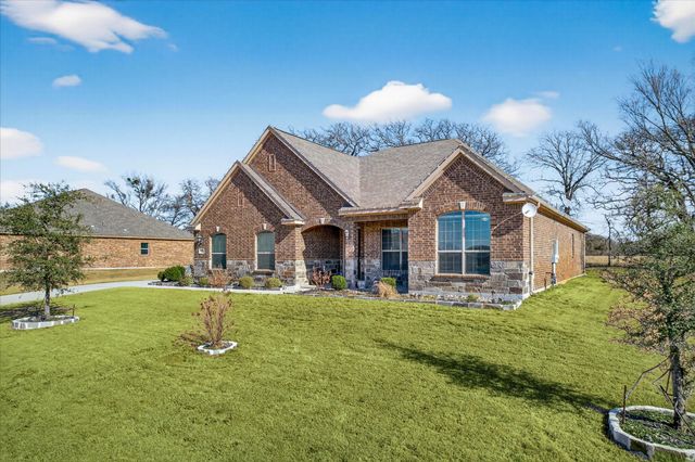 103 Willow Oak Drive, Krugerville, TX 76227