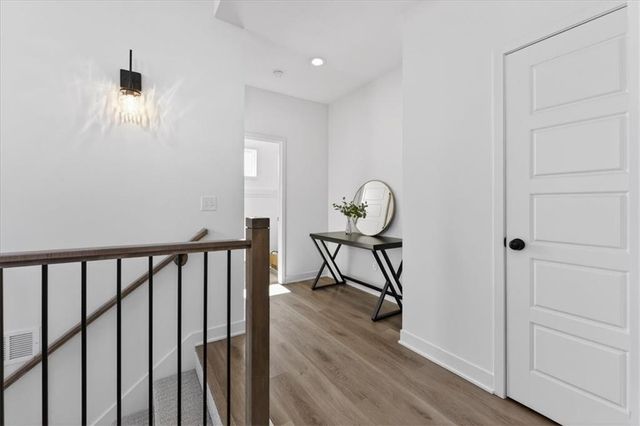 22598 W 93rd Street, Lenexa, KS 66227