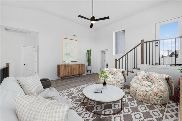 22598 W 93rd Street, Lenexa, KS 66227