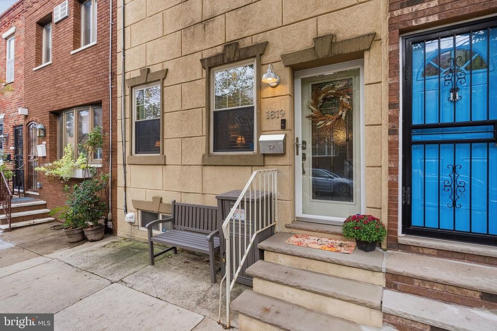 1819 S 12TH ST, PHILADELPHIA, PA 19148 — photo 2