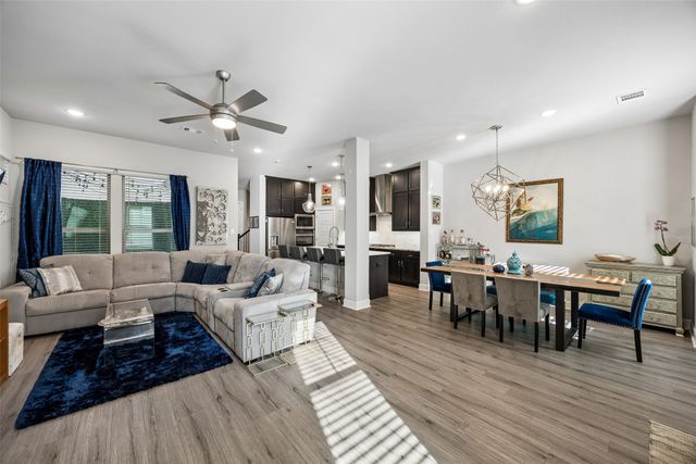 616 Aspen Valley Lane, Dallas, TX 75208