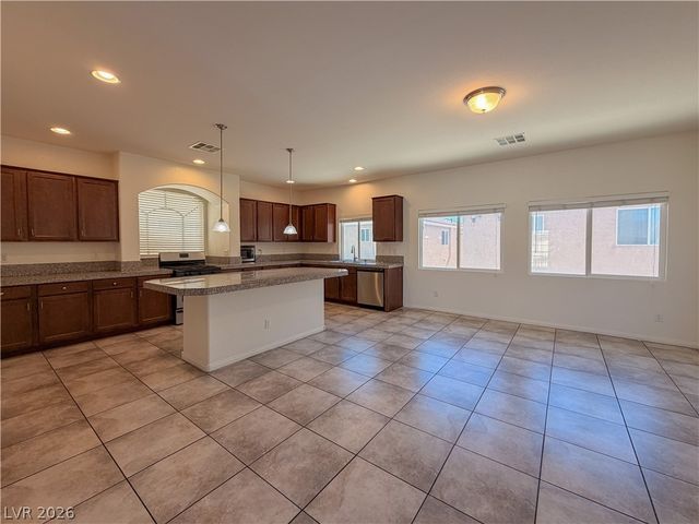 6817 Cavatina Avenue, Las Vegas, NV 89139