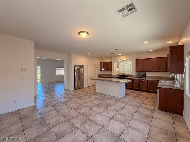 6817 Cavatina Avenue, Las Vegas, NV 89139