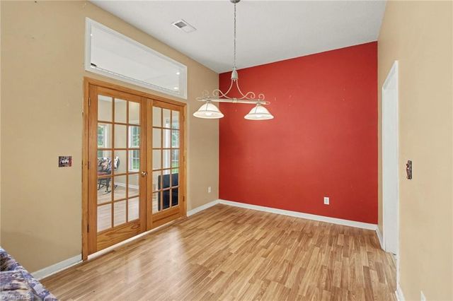 180 Beeson Park Court, Kernersville, NC 27284