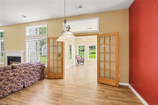 180 Beeson Park Court, Kernersville, NC 27284