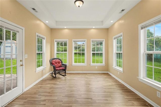 180 Beeson Park Court, Kernersville, NC 27284