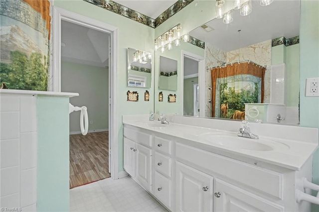 180 Beeson Park Court, Kernersville, NC 27284