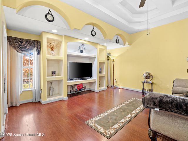882 Palo Alto Street SE, Palm Bay, FL 32909