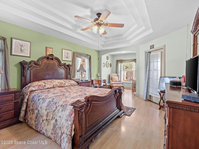 882 Palo Alto Street SE, Palm Bay, FL 32909