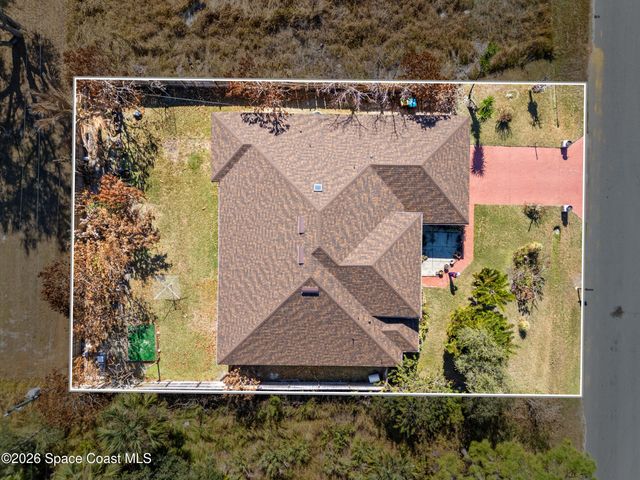 882 Palo Alto Street SE, Palm Bay, FL 32909