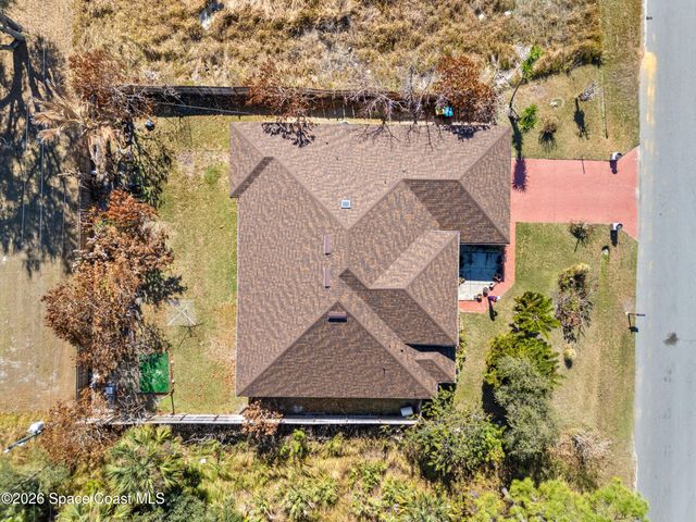 882 Palo Alto Street SE, Palm Bay, FL 32909