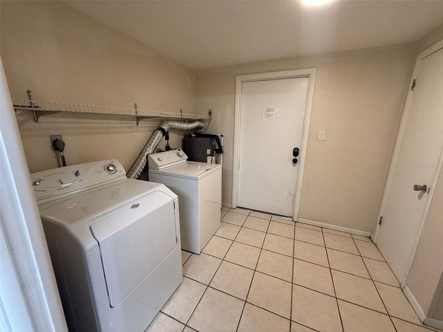 121 CARLISLE AVENUE NW, Port Charlotte, FL 33952