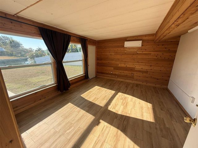 121 CARLISLE AVENUE NW, Port Charlotte, FL 33952