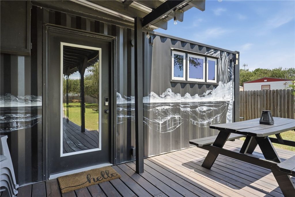 1615 S Verne St, Rockport, TX 78382 — photo 4