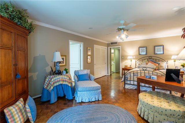 1821 Clare Dr, Alice, TX 78332