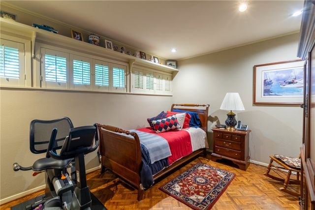 1821 Clare Dr, Alice, TX 78332