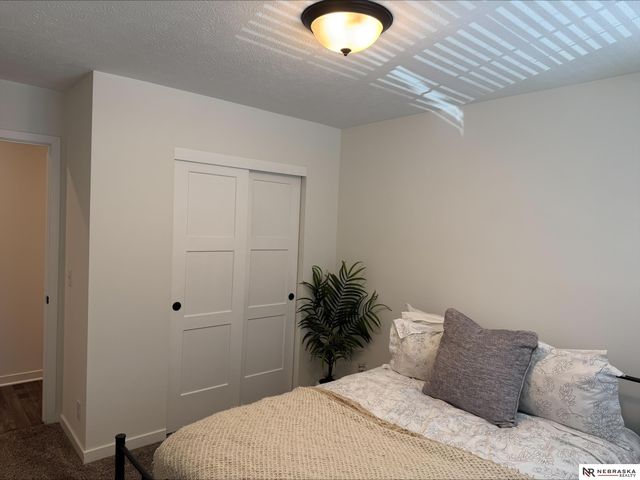 7902 N 113th Avenue, Omaha, NE 68142
