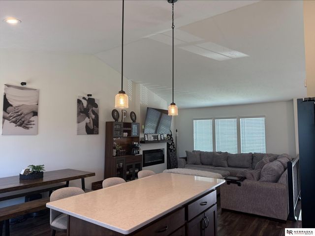7902 N 113th Avenue, Omaha, NE 68142