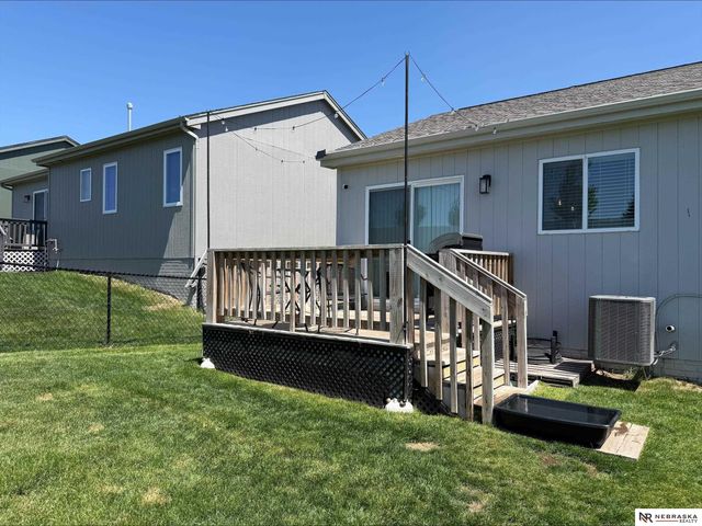 7902 N 113th Avenue, Omaha, NE 68142