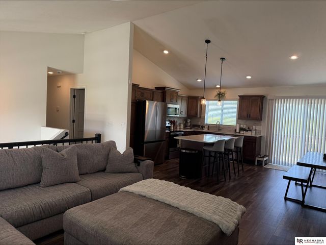 7902 N 113th Avenue, Omaha, NE 68142