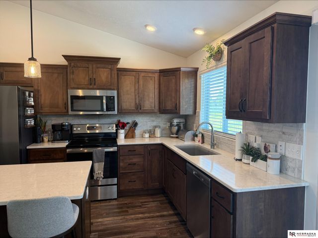 7902 N 113th Avenue, Omaha, NE 68142