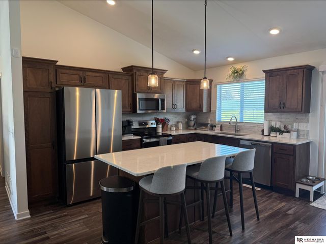 7902 N 113th Avenue, Omaha, NE 68142