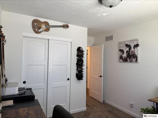 7902 N 113th Avenue, Omaha, NE 68142