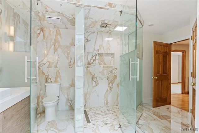 36 South Woodside Lane, Amherst, NY 14221