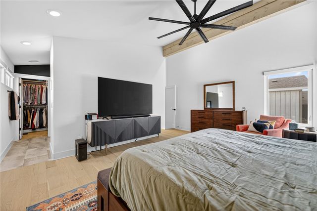 45 S Happy Hollow Road, Fayetteville, AR 72701