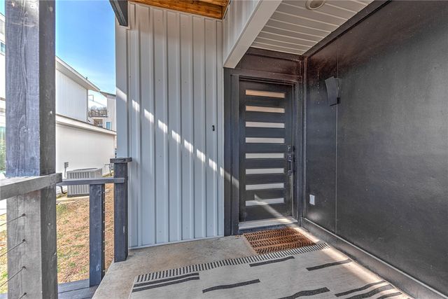 45 S Happy Hollow Road, Fayetteville, AR 72701