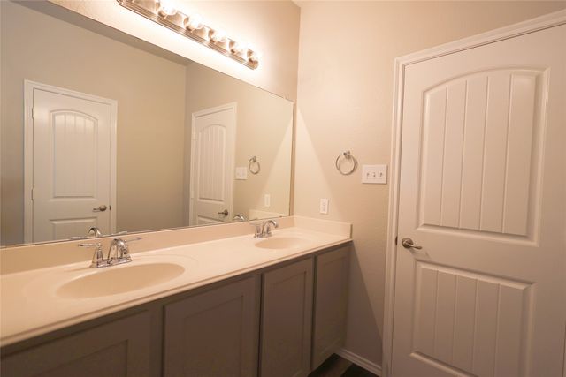 9717 Mulligan Drive, Mckinney, TX 75072