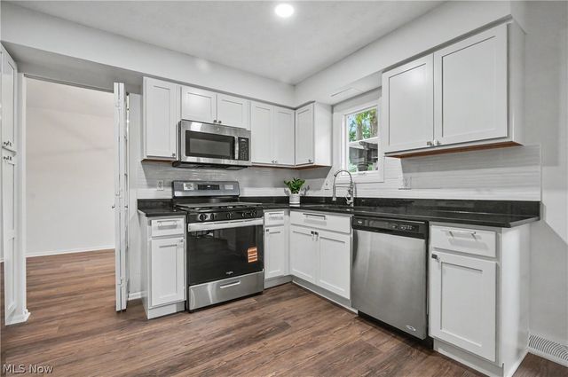 6536 Duneden Avenue, Solon, OH 44139