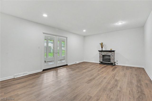 6536 Duneden Avenue, Solon, OH 44139