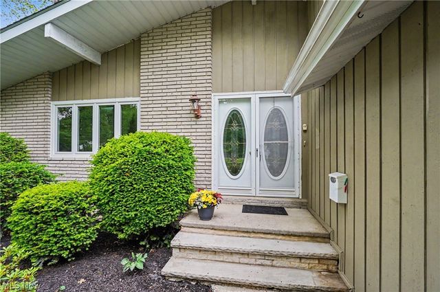 6536 Duneden Avenue, Solon, OH 44139