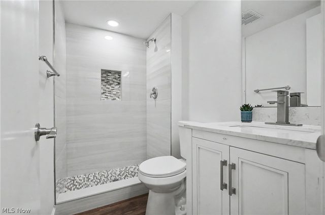 6536 Duneden Avenue, Solon, OH 44139