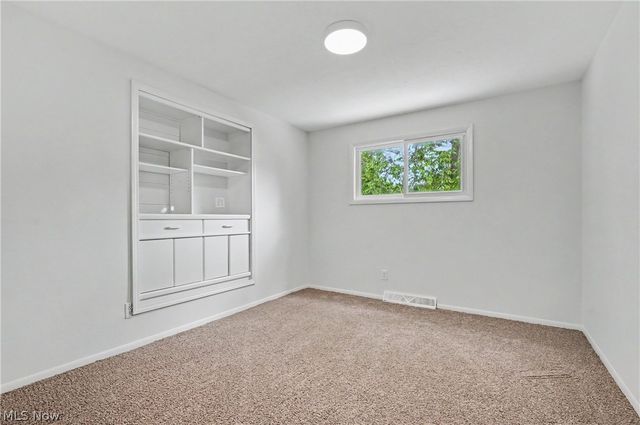 6536 Duneden Avenue, Solon, OH 44139