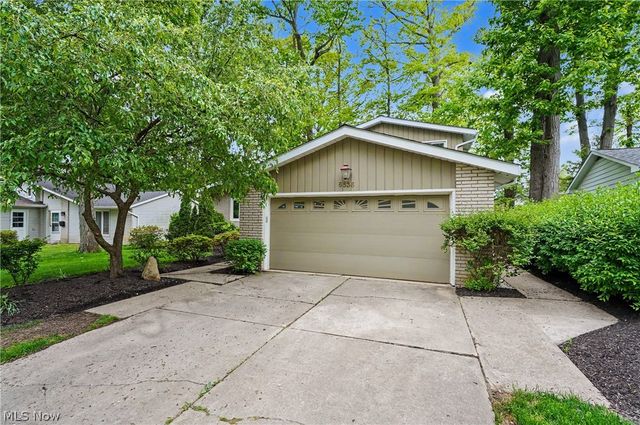 6536 Duneden Avenue, Solon, OH 44139