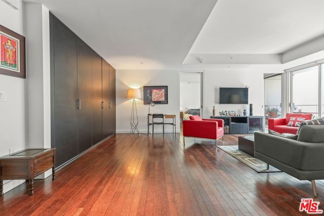 6250 Hollywood Boulevard 6L, Los Angeles, CA 90028