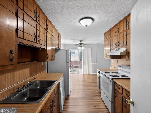 556 Roy Huie Road, Riverdale, GA 30274