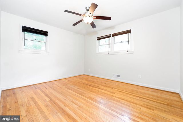 1418 THORNDEN RD, Rockville, MD 20851