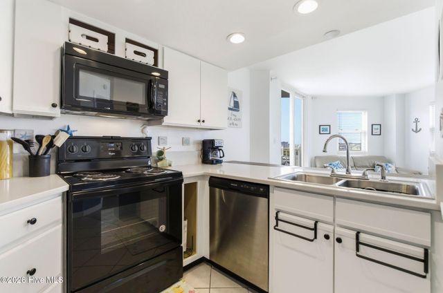 2000 New River Inlet Road 3201, Sneads Ferry, NC 28460