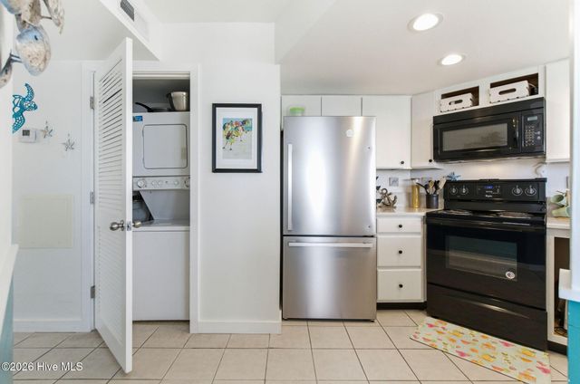2000 New River Inlet Road 3201, Sneads Ferry, NC 28460
