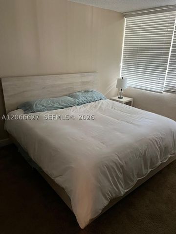 1830 Embassy Dr 118, West Palm Beach, FL 33401