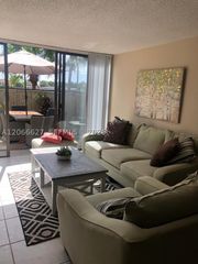 1830 Embassy Dr 118, West Palm Beach, FL 33401