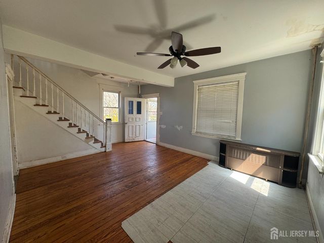 30 S 5th Avenue, Highland Park, NJ 08904