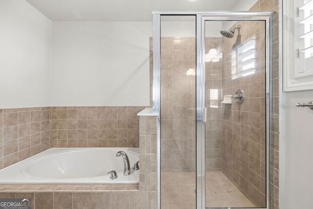 285 Le Gran Bend, Sandy Springs, GA 30328