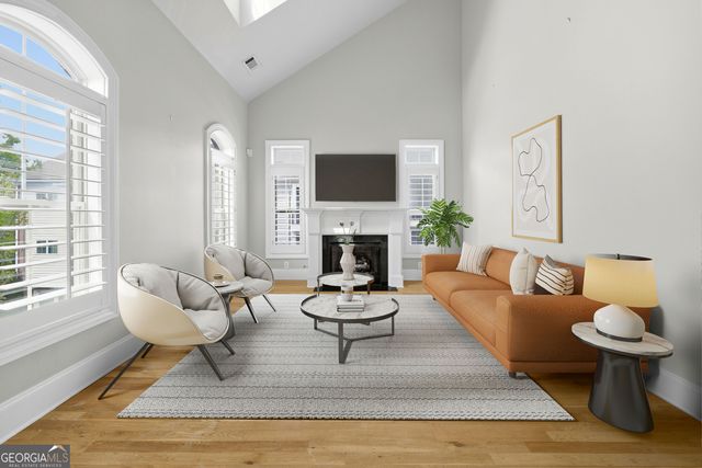 285 Le Gran Bend, Sandy Springs, GA 30328